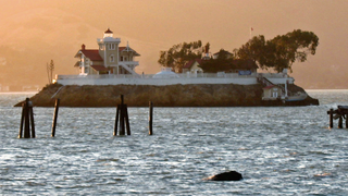 Would You Give Up Internet to Make $130,000 Living Like a Haunted Lighthouse Keeper?